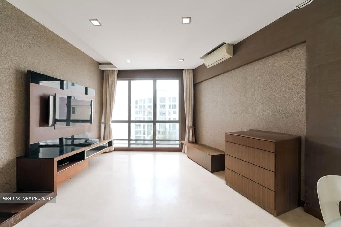 The Waterina (D14), Apartment #592496371